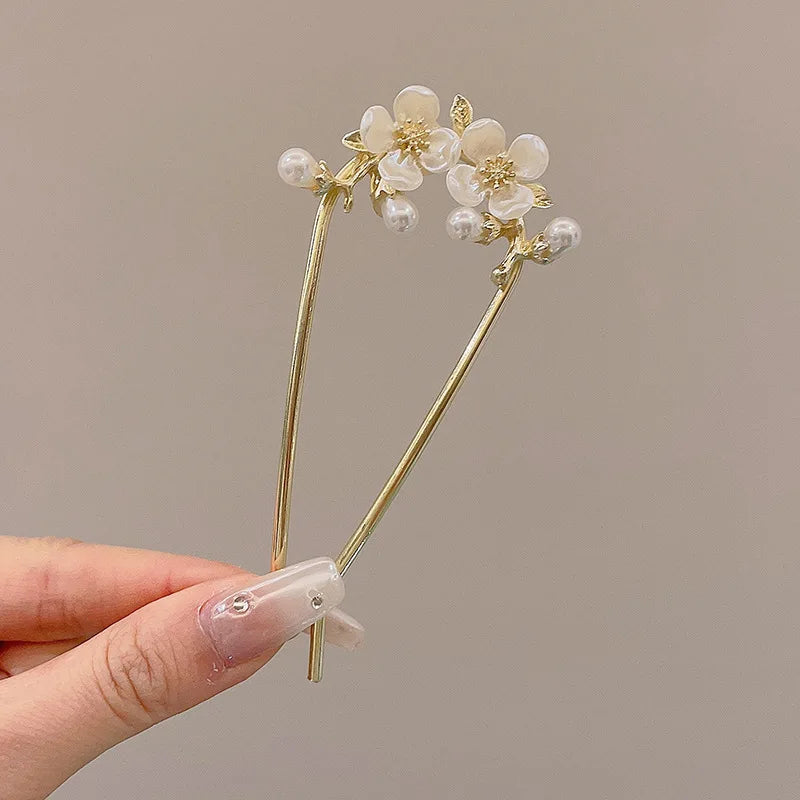 Elegance Pearl & Floral Hairpin