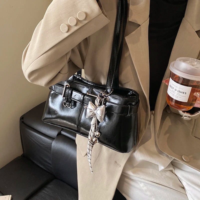CharmBelt Retro Shoulder Bag
