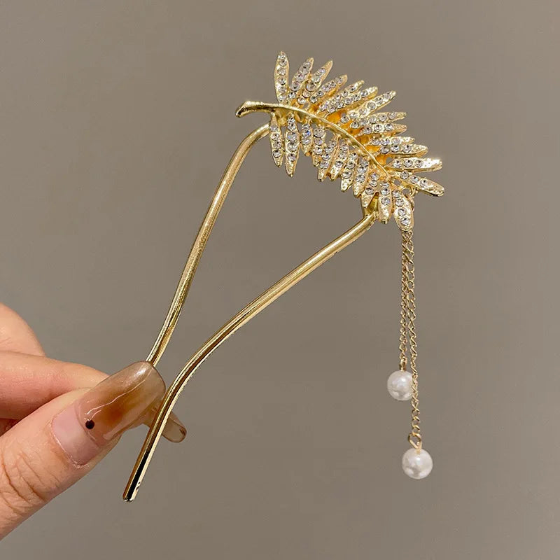 Elegance Pearl & Floral Hairpin